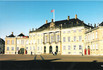 Amalienborg-bezienswaardigheden-in-kopenhag(h:70)(p:location,889)(c:0)