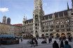Marienplatz-bezienswaardigheden-muenchen-1(h:70)(p:location,2539)(c:0)
