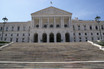 Assembleia-da-republica-bezienswaardig-4(h:70)(p:location,2670)(c:0)