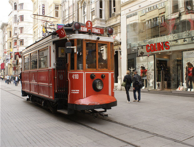 Nostalgische Strassenbahn in Istanbul